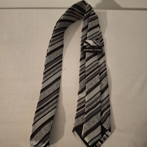 Adrienne Vittadini Black and Gray Striped Men's Tie - Picture 1 of 4